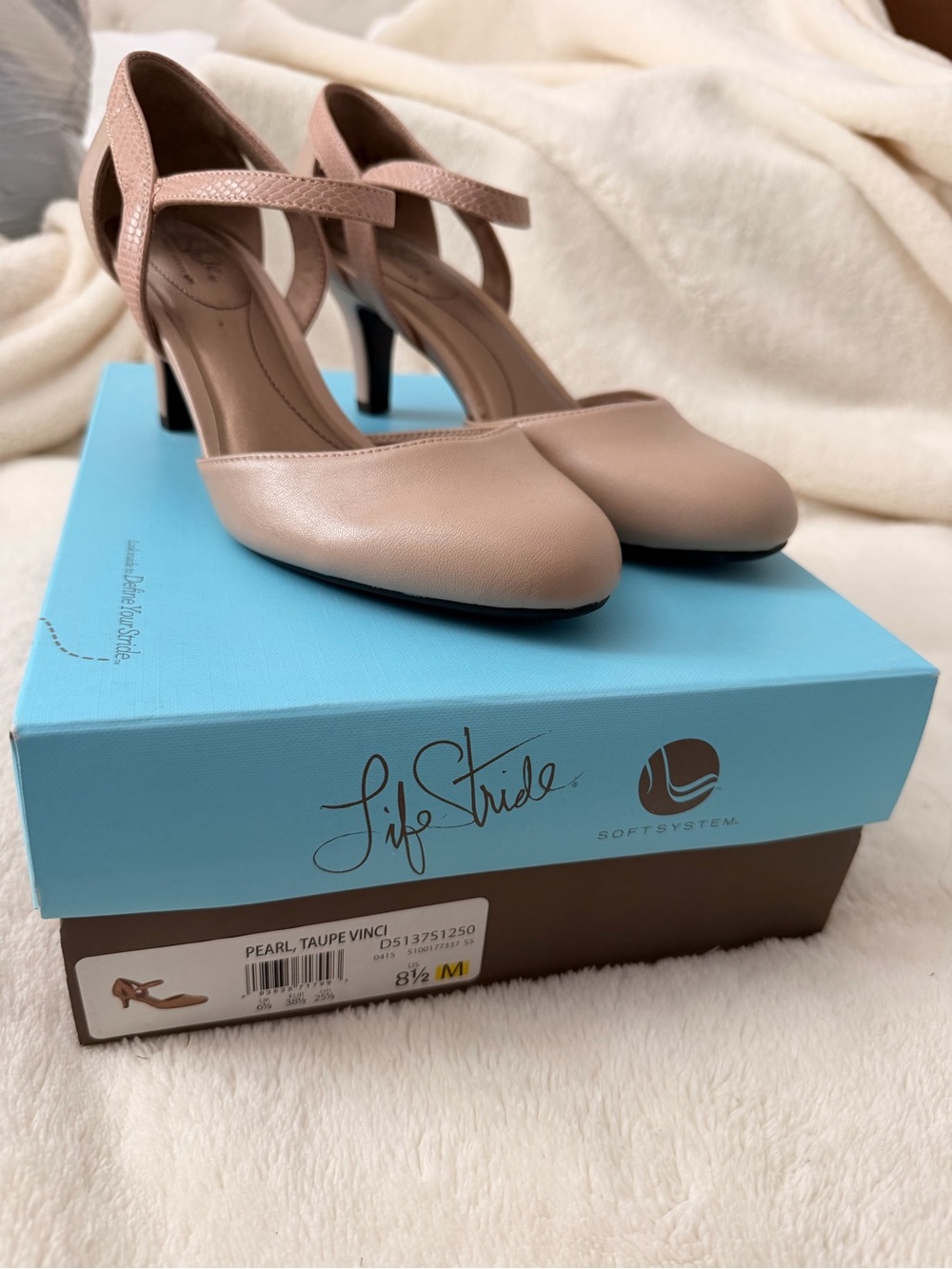 Life Stride Pearl Taupe Vinci Women's Dress Pumps